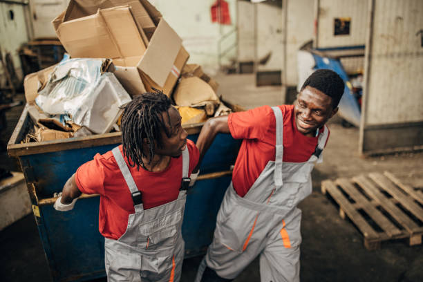 Best Garage Cleanout Services  in Bunk Foss, WA